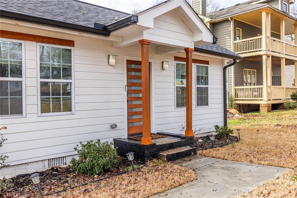 1466 Venetian Drive, Atlanta, Georgia image 4