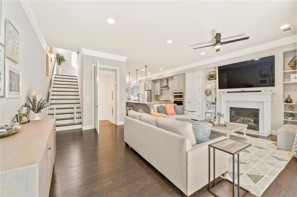 Smyrna, Georgia 30080, United States, 4 Bedrooms Bedrooms, ,5 BathroomsBathrooms,Residential,Active,163126