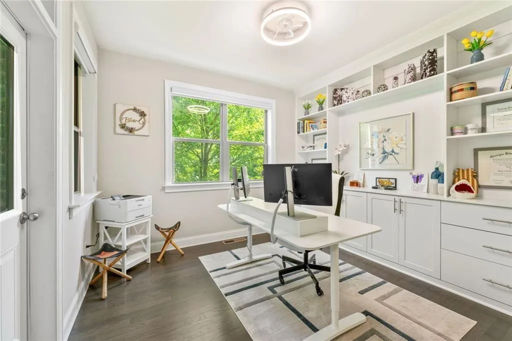 Smyrna, Georgia 30080, United States, 4 Bedrooms Bedrooms, ,5 BathroomsBathrooms,Residential,Active,163126