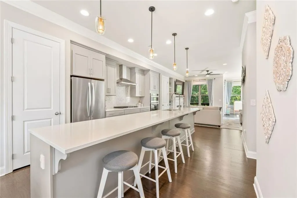 Smyrna, Georgia 30080, United States, 4 Bedrooms Bedrooms, ,5 BathroomsBathrooms,Residential,Active,163126