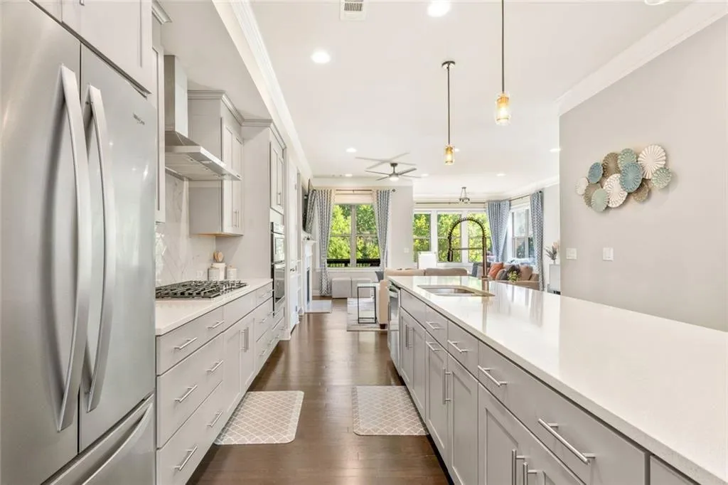 Smyrna, Georgia 30080, United States, 4 Bedrooms Bedrooms, ,5 BathroomsBathrooms,Residential,Active,163126