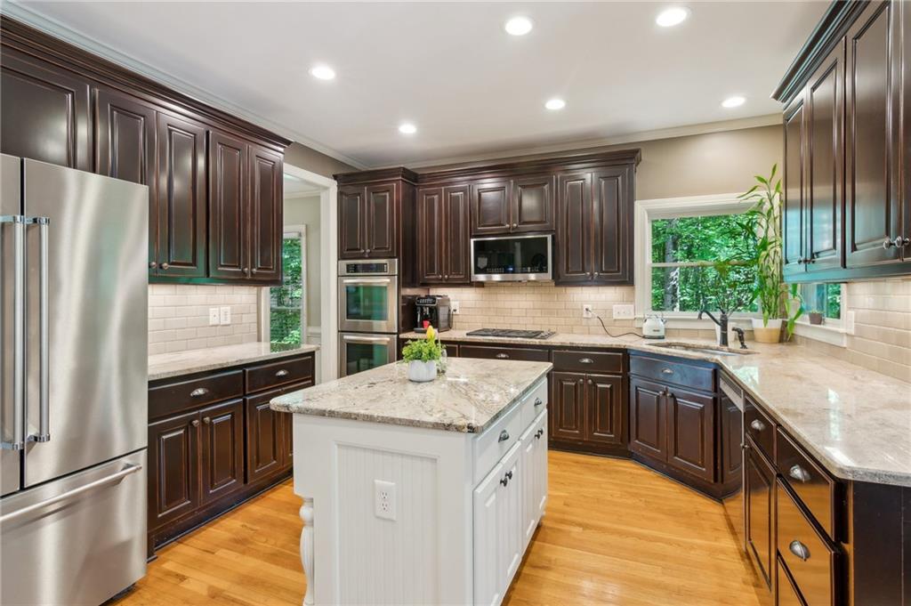 6795 Preston Glen Drive
