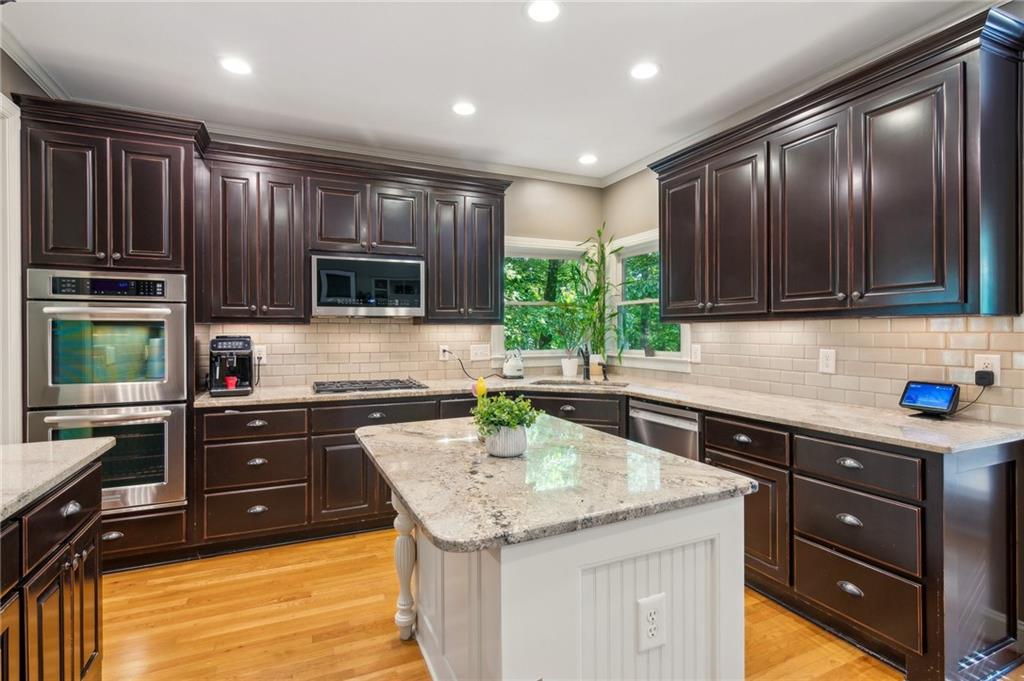 6795 Preston Glen Drive