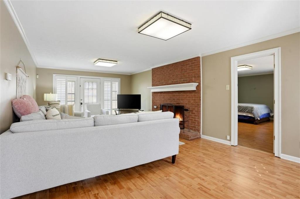 2077 Honey Creek Road