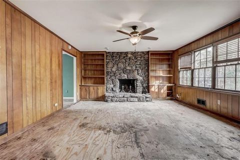 A home in Lilburn