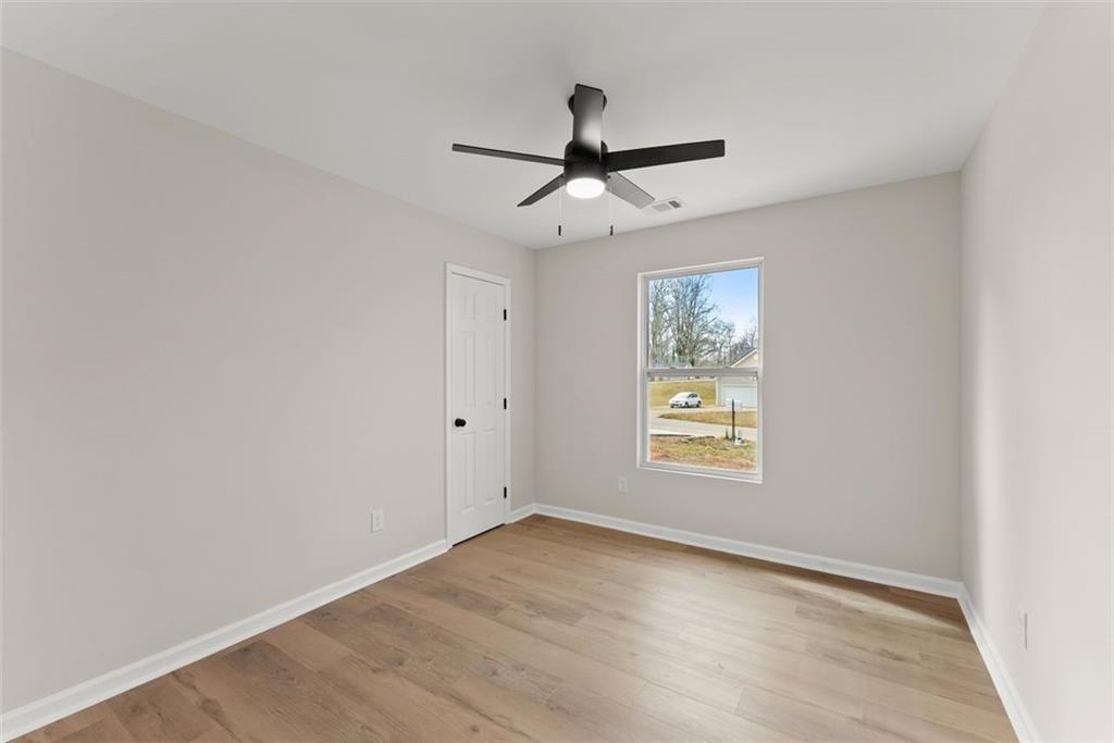 5843 Meadow View Lane, Flowery Branch, Georgia image 23
