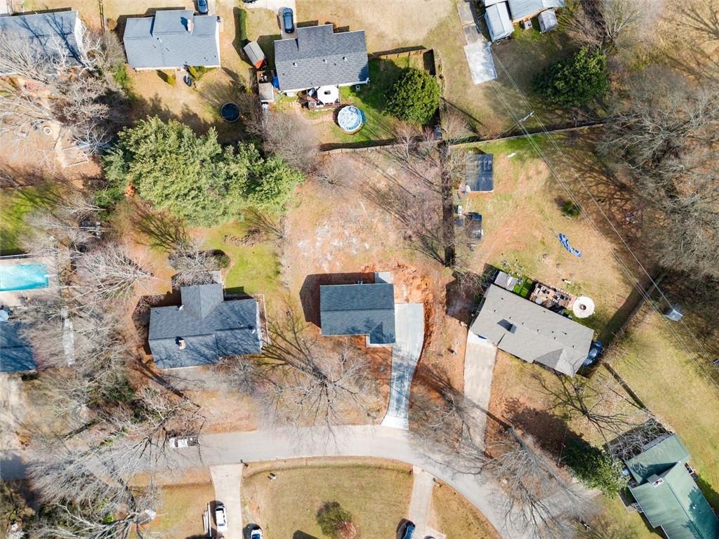 5843 Meadow View Lane, Flowery Branch, Georgia image 37