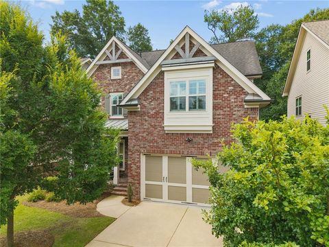 Homes For Sale - 111 Spur Lane<br/> Alpharetta, GA 30009