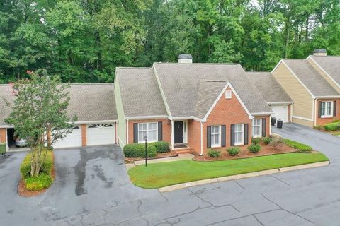 39 Vernon Glen Court Atlanta GA 30338