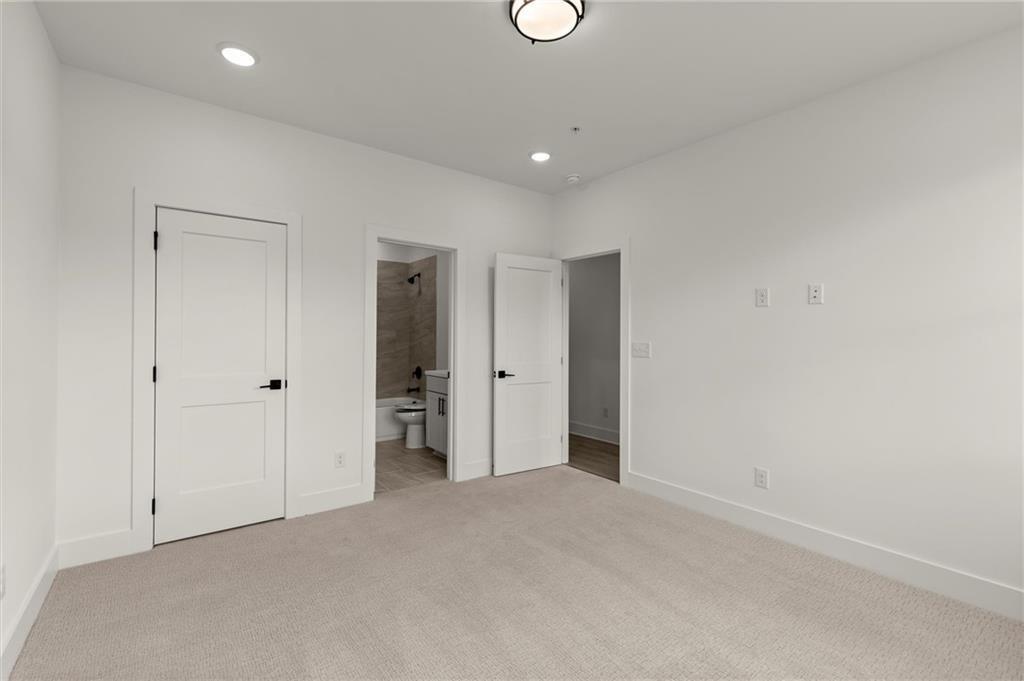 The Gathering Alpharetta - Residential Lease