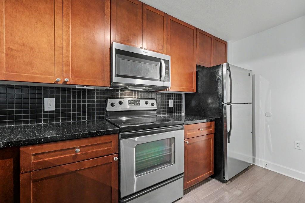 230 E Ponce De Leon Avenue 409