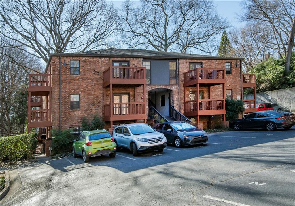 890 Glendale Terrace NE 4