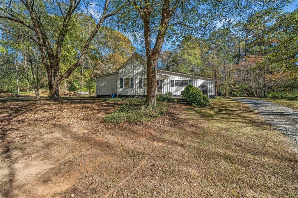 1765 Holly Springs Road NE