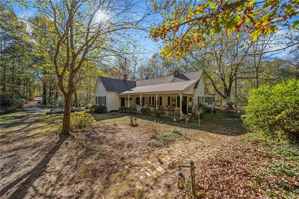 1765 Holly Springs Road NE