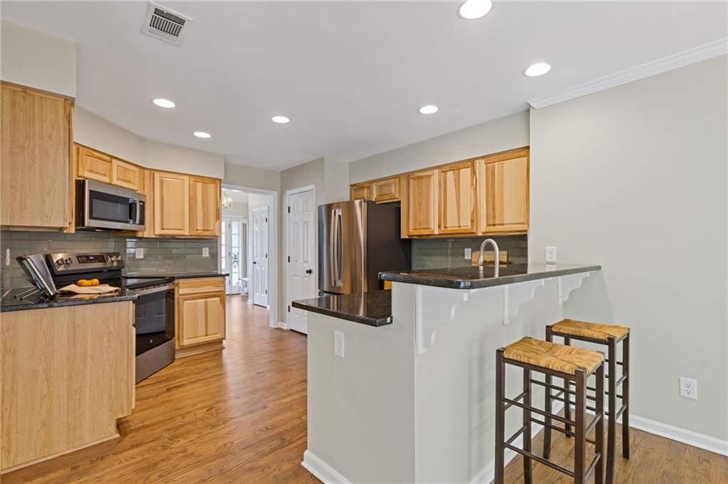 1970 Glen Eves Drive, Roswell, Georgia image 16