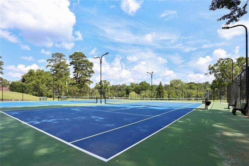 Cross Creek - Residential Lease