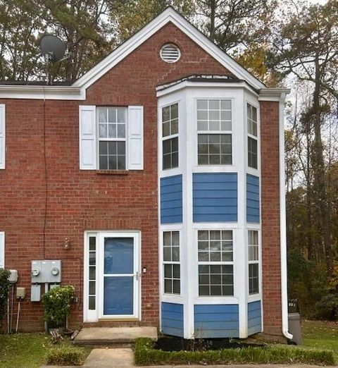 Townhouse For Sale - 6534 Charter Way<br/> Lithonia, GA 30058
