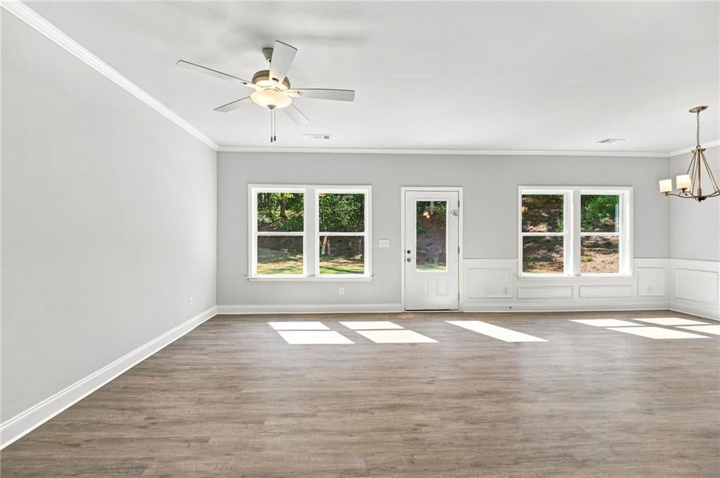 4472 Rivercliffs Way