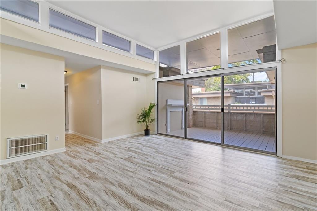 LAUREL GROVE - Residential