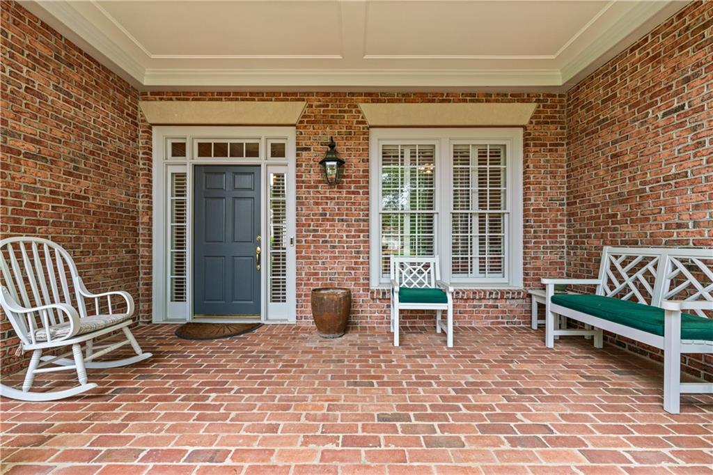 2117 Stephens Walk