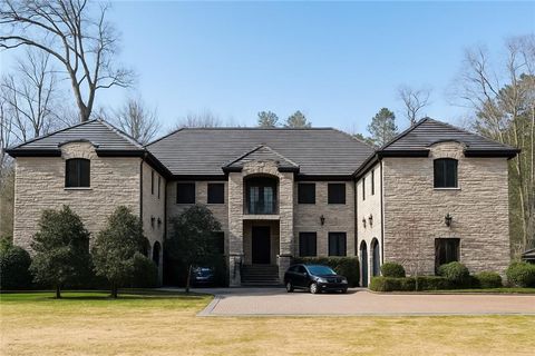 Photo of 645 Londonberry Road, Atlanta, GA 30327 (MLS # 7761196)