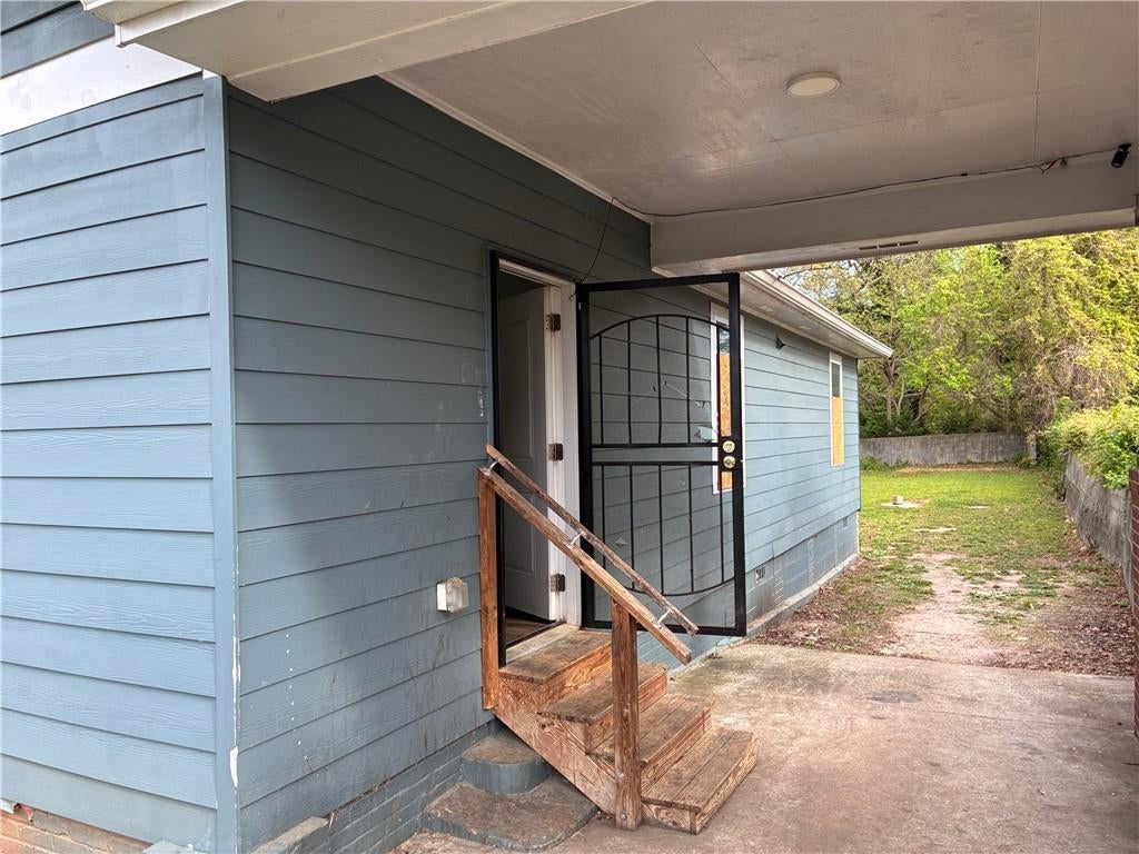 1429 Venetian Drive SW