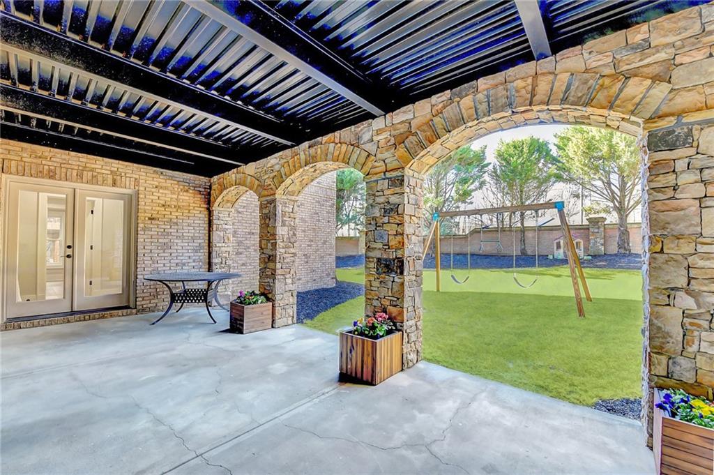 8150 Prestwick Circle