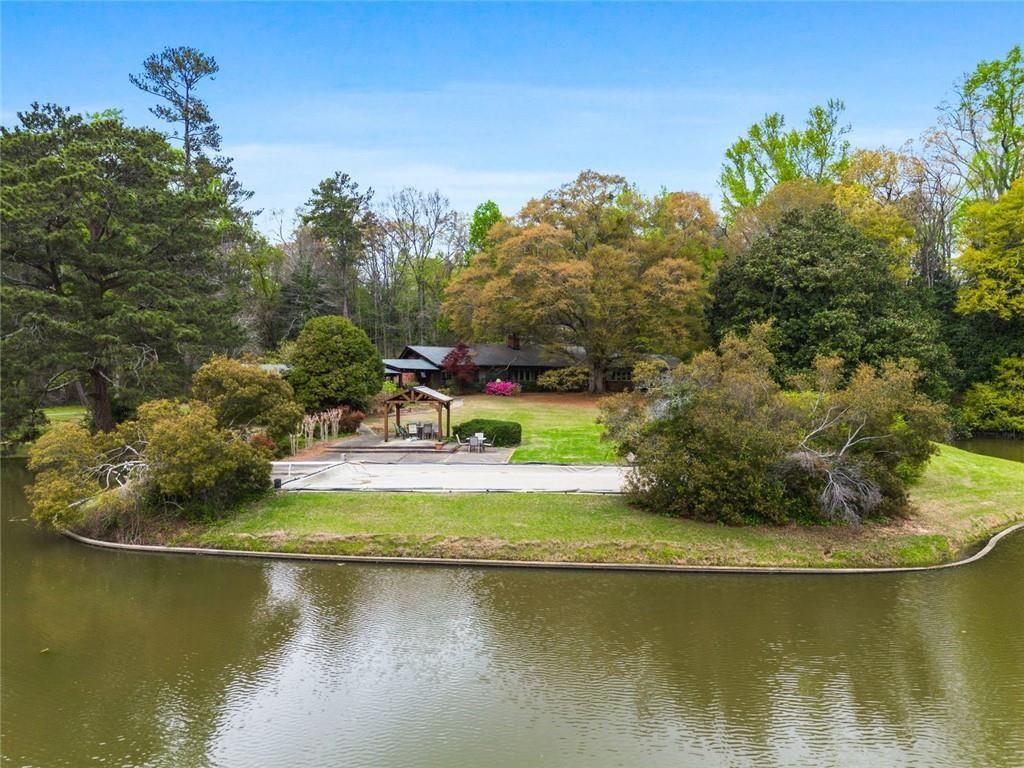 868 Powder Springs Street