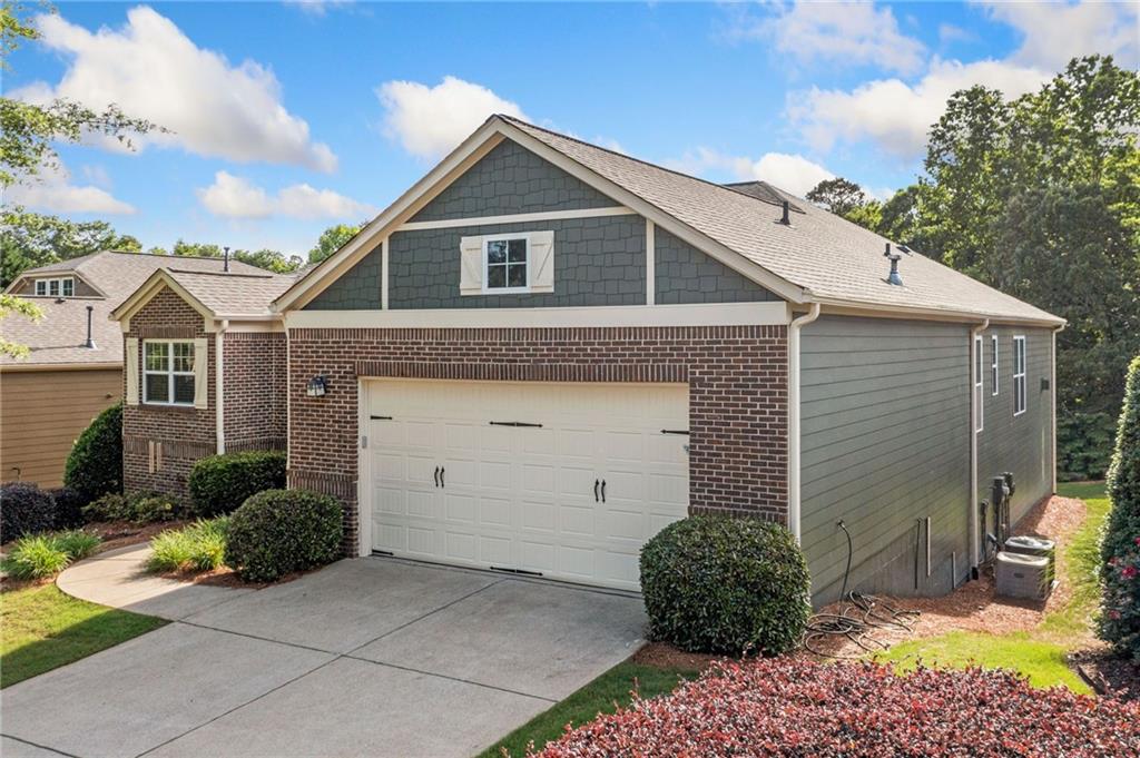 120 Laurel Ridge
