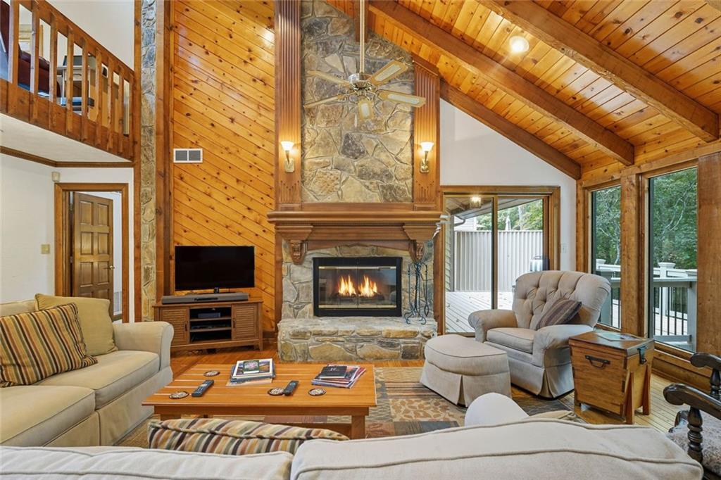 LANIER COUNTRY CLUB ESTATES - Residential
