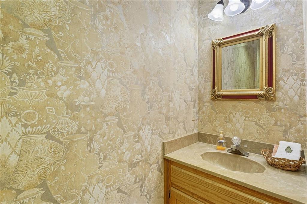 LANIER COUNTRY CLUB ESTATES - Residential