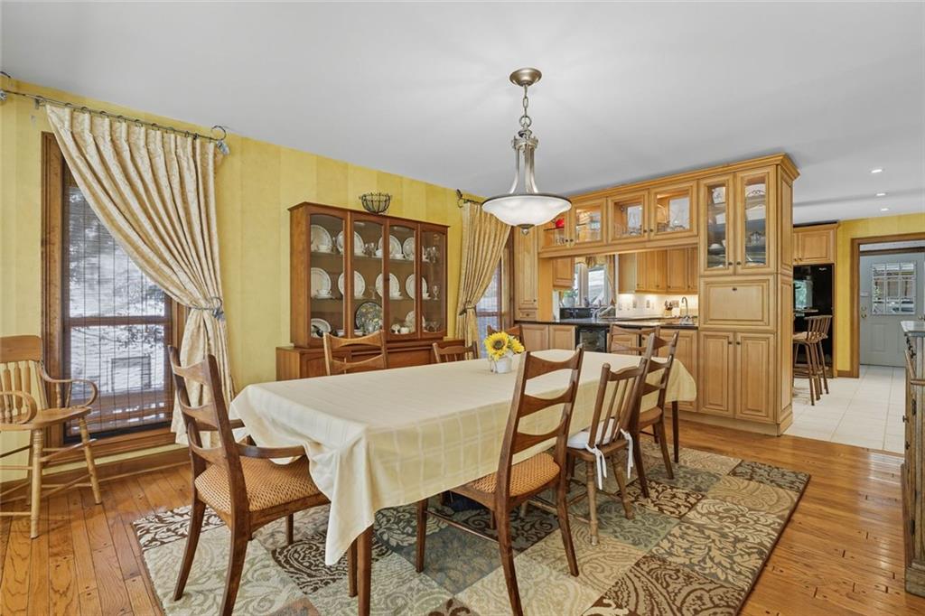 LANIER COUNTRY CLUB ESTATES - Residential