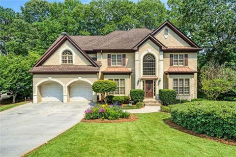 Homes For Sale - 5044 Chapel Lake Circle<br/> Douglasville, GA 30135