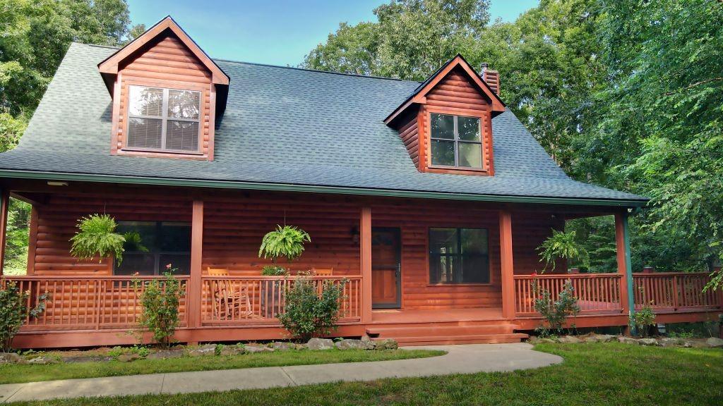 124 S Stewart Lane
