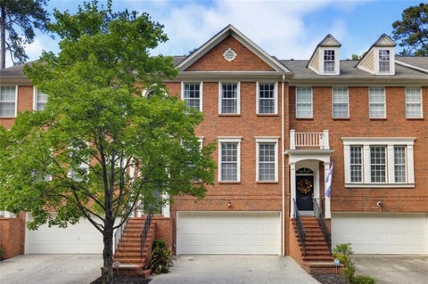Townhouse For Sale - 2587 Bridlewood Lane<br/> Atlanta, GA 30339
