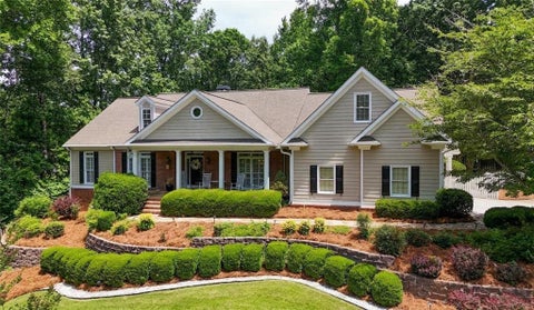 Homes For Sale - 2372 Habersham Drive<br/> Marietta, GA 30064