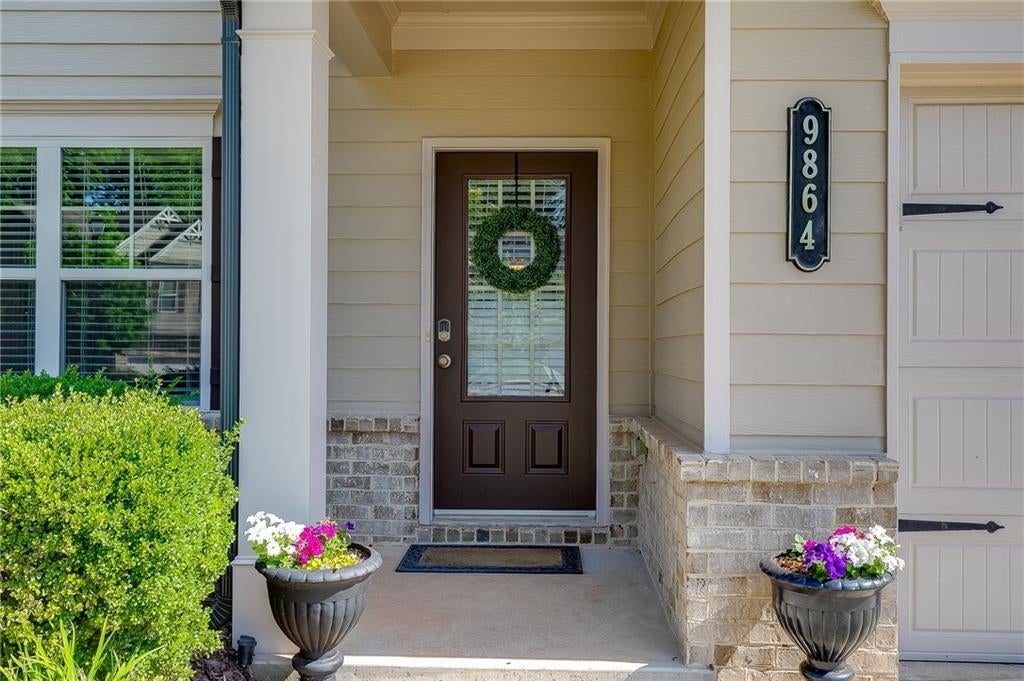 9864 Elderberry Pointe