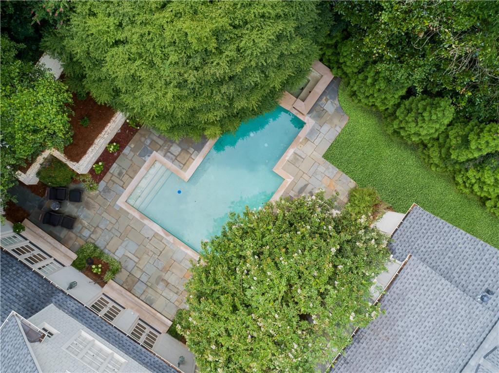 82 Blackland Road NW