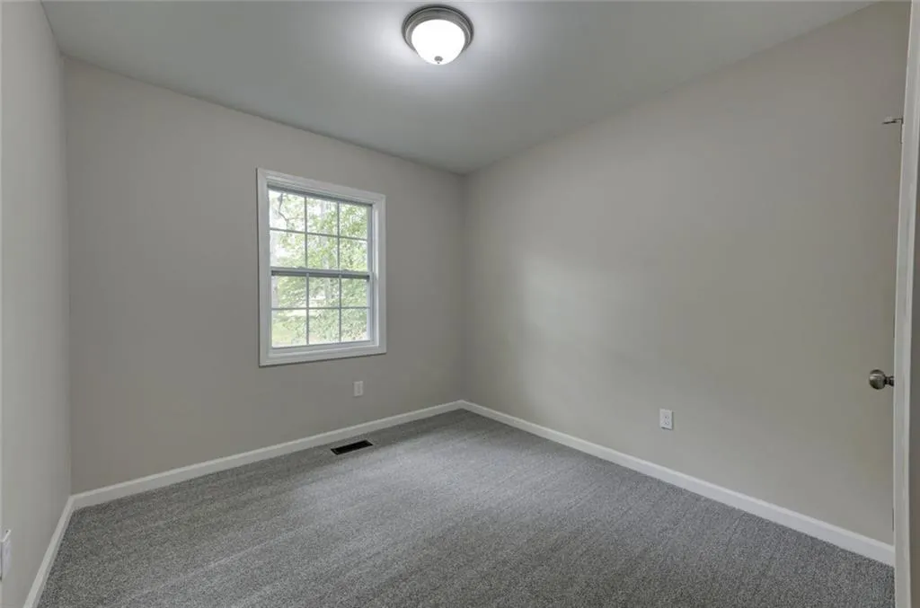 Locust Grove, Georgia 30248, United States, 5 Bedrooms Bedrooms, ,3 BathroomsBathrooms,Residential,Active,221698