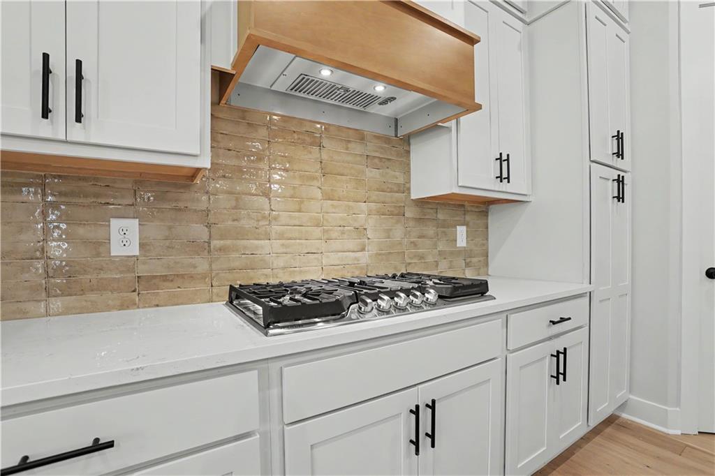 5809 Woodland Park Court
