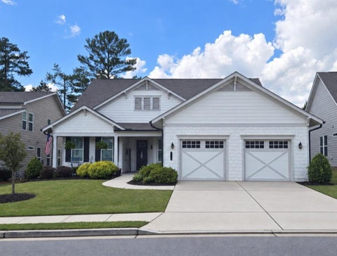 Homes For Sale - 236 Chatuge Drive<br/> Hoschton, GA 30548