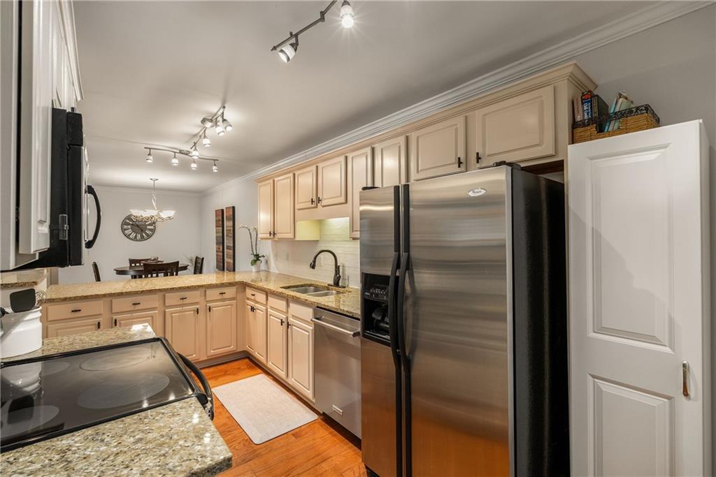 408 Brighton Point, Atlanta, Georgia image 8