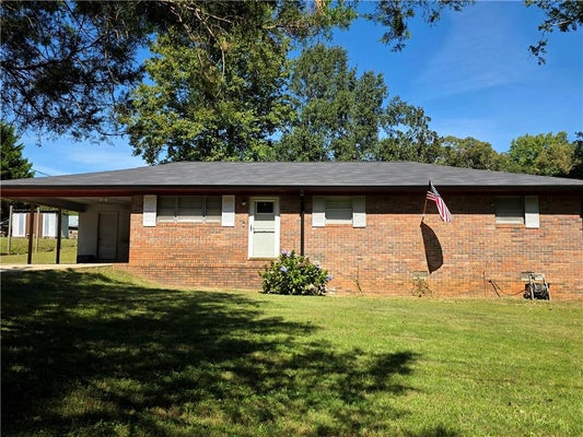 223 LAKEVIEW DR, CORNELIA, GA 30531 - Image cf279daf41a49d6d46567e2fcdcad138/757716708