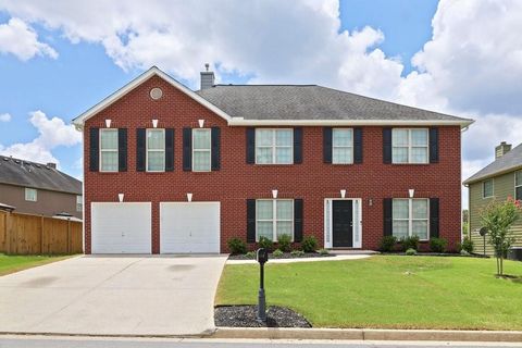 Homes For Sale - 115 Maxton Avenue<br/> Dallas, GA 30132