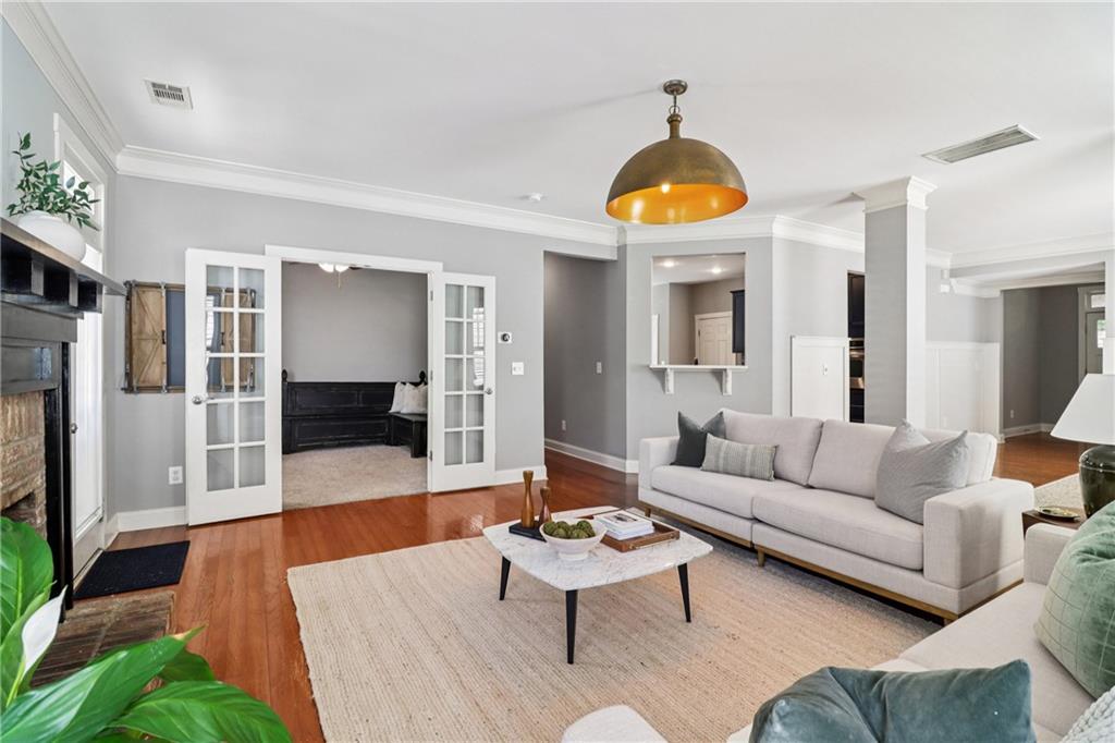 2075 Old Georgian Terrace NW