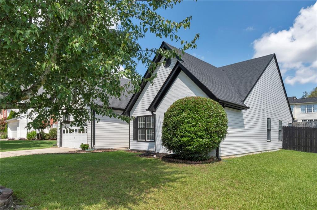 2197 Oakland Walk Drive