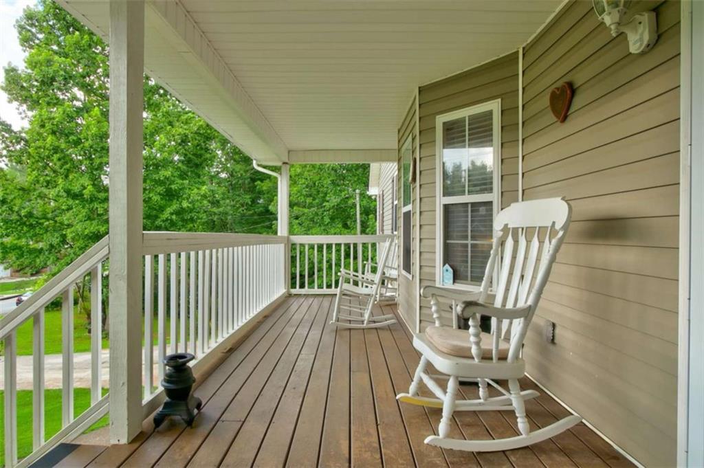 1137 Eagles Nest Circle