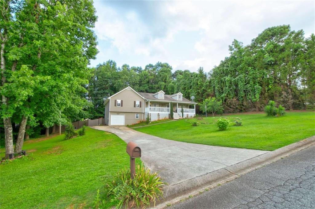 1137 Eagles Nest Circle