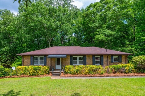 Homes For Sale - 2621 Hereford Court<br/> Marietta, GA 30008