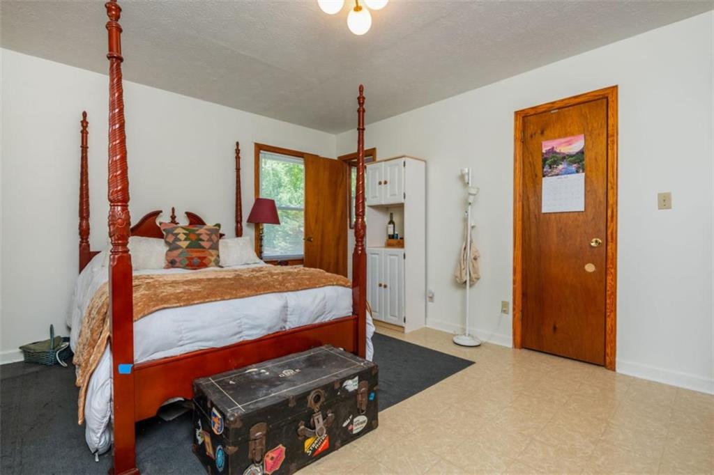 2621 Hereford Court